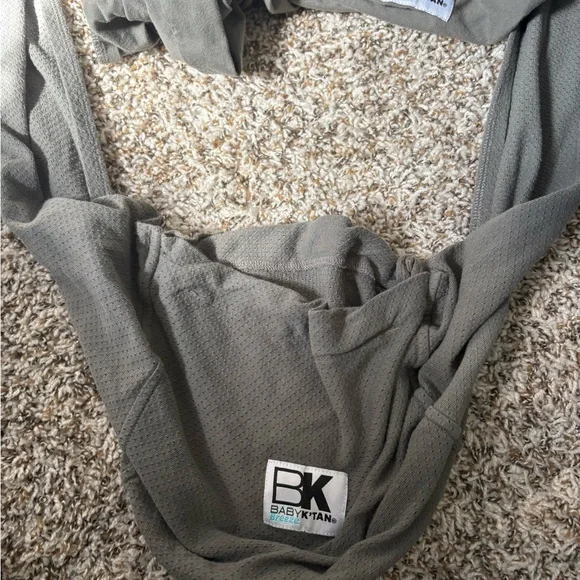 Like new BABY K'TAN BREEZE CHARCOAL - Picture 4 of 9